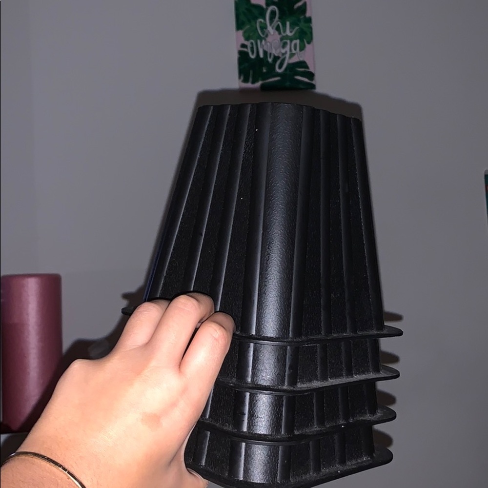 Bed risers